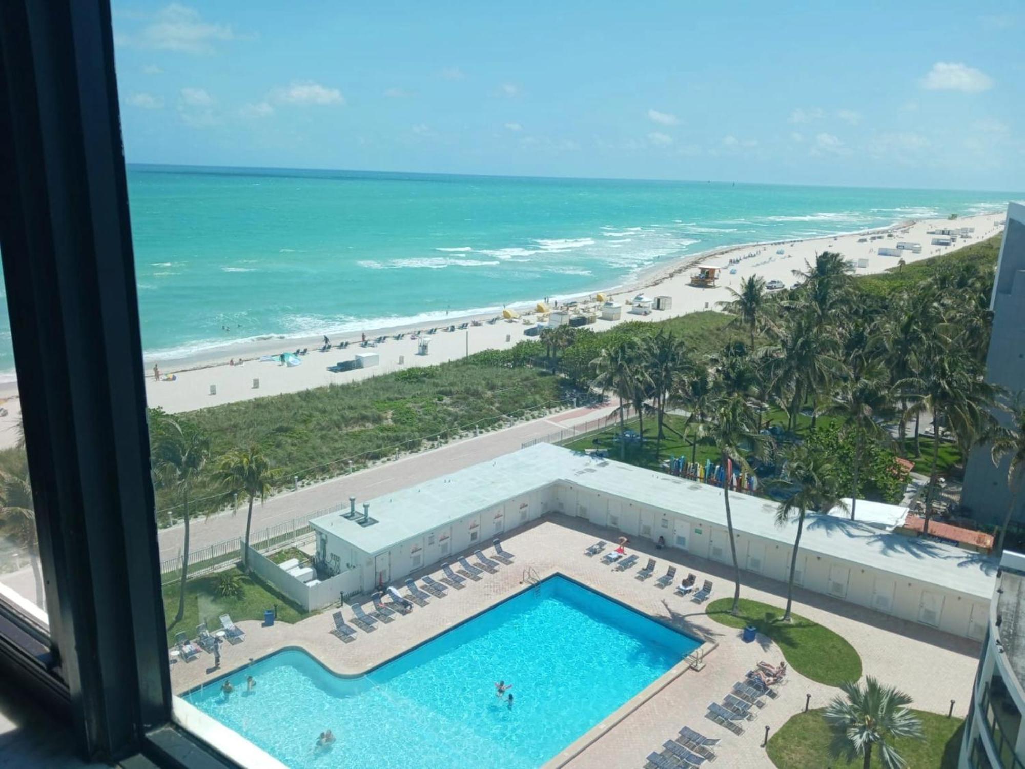 Casablanca On The Beach Miami Beach Rum bild