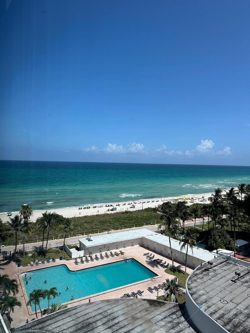 Casablanca On The Beach Miami Beach Rum bild